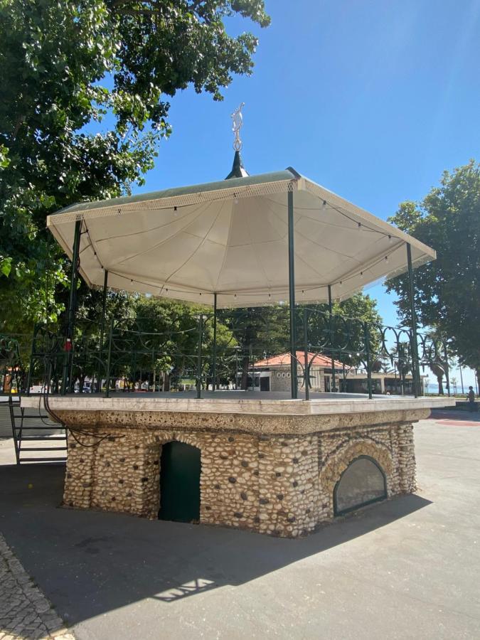 Paço de Arcos Apartamento 1 Quarto, Com Patio, Em Frente Praia المظهر الخارجي الصورة